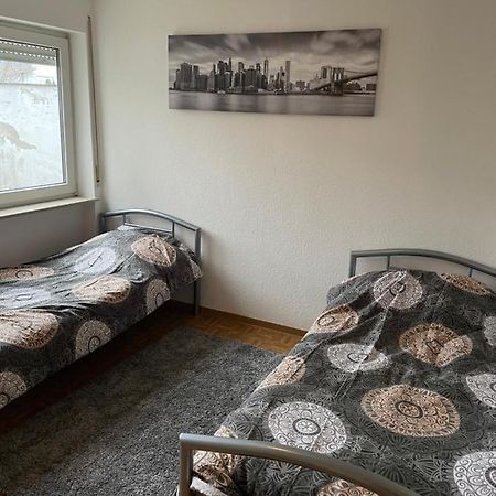 1 Zimmer Fuer 2 Personen Bruchsal Ruhige Lage Esterno foto