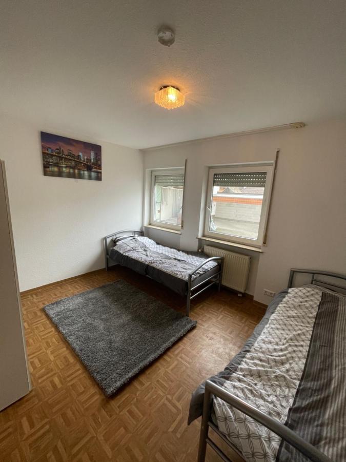 1 Zimmer Fuer 2 Personen Bruchsal Ruhige Lage Esterno foto